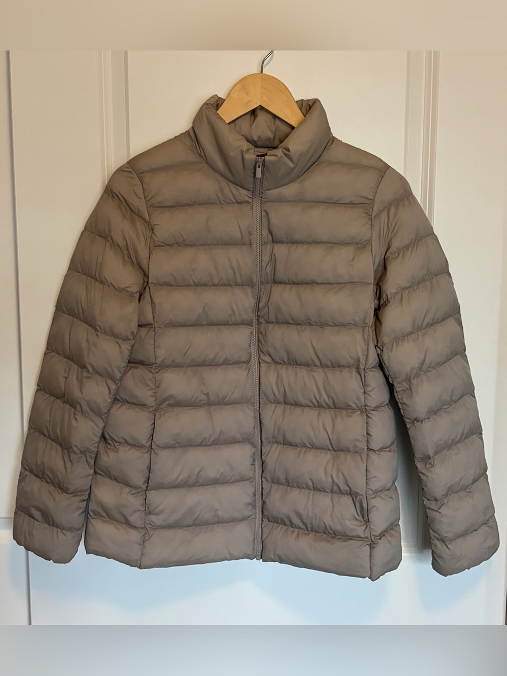 Uniqlo PUFFTECH Jacket in Taupe/ Stone Colour